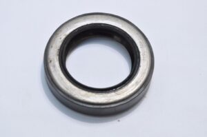 Diamond-T-968-969-972-G509-RXC-front-crankshaft-oil-seal-DT11218H-201880166980