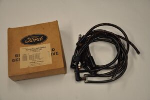 Ford-GTB-G622-Spark-plug-and-ignition-coil-wire-set-INCLUDING-SUPRESSORS-NOS-204069258920