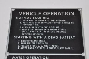 M113-Vehicle-Operation-Data-Plate-Armoured-personnel-carrier-201786153220-2