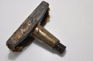 Ward-LaFrance-G116-Torque-rod-pin-on-Frame-TD-2297-J-479-201894810650