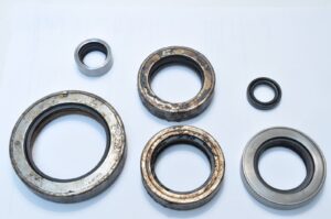 Diamond-T-G509-968-969-972-T76-Transfer-Case-OIL-SEAL-KIT-203625440913