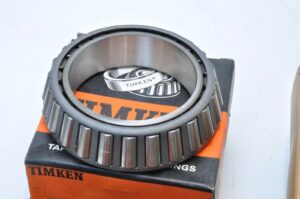 Diamond-T-968-969-970-972-Autocar-U7144T-Front-wheel-bearing-kit-G509-WW2-G510-201914110594-2