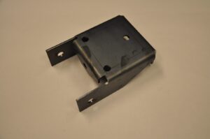 Jeep-Willys-MB-Bracket-front-cross-member-intermiediate-WOA415-203975896674-2