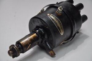 G116-Ward-LaFrance-Distributor-WW2-NOS-201657596845