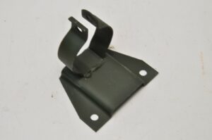 Jeep-Willys-M38A1-oil-sender-unit-bracket-NOS-806832-202365531845