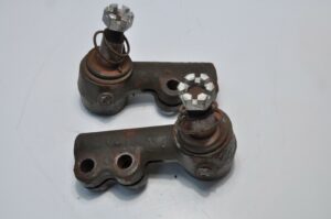 Diamond-T-980-981-G159-Diesel-Tie-rod-end-kit-BB5177-BB5176-202075422967-2