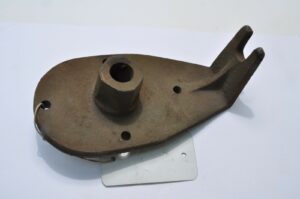 Diamond-T-969-G509-Holmes-wrecker-bracket-clutch-shifter-shaft-ERH3509-BB29375-201887234198