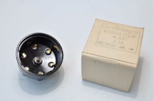 Diamond-T-968-969-Autocar-U7144T-U8144T-Distributor-Cap-Federal-94x43-G509-G510-203066130169-2