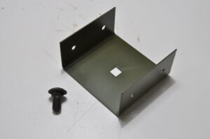 Jeep-Willys-MBGPW-Circuit-breaker-bracket-with-special-bolt-203996246419-2